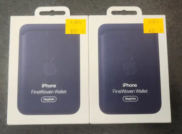 Apple iPhone Fine Woven MagSafe Wallet (1) *Brand New in Box*63782573334145120