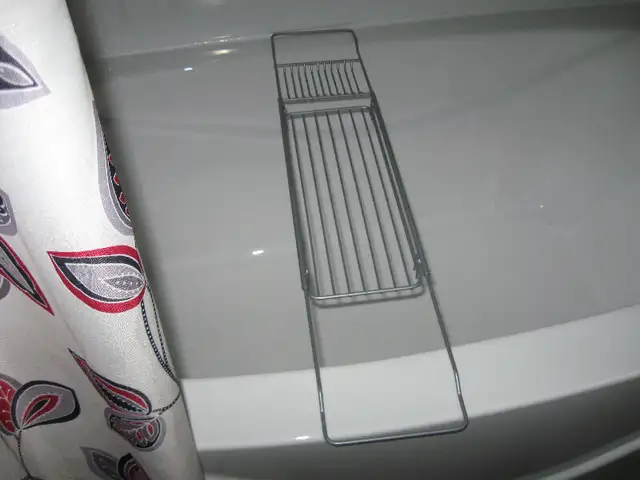 tablette de bain in Bathwares in Thetford Mines - Image 2