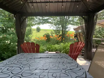 Lot# 40 camping Lac d’argile Notre-dame de la salette Roulotte 26 pieds sur un super beau et grand l...