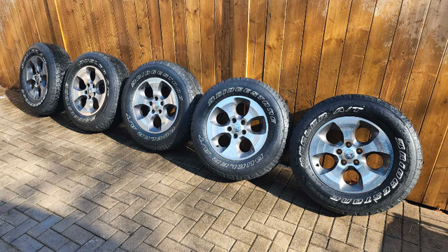 Jeep wrangler rims and tires in Tires & Rims in Barrie