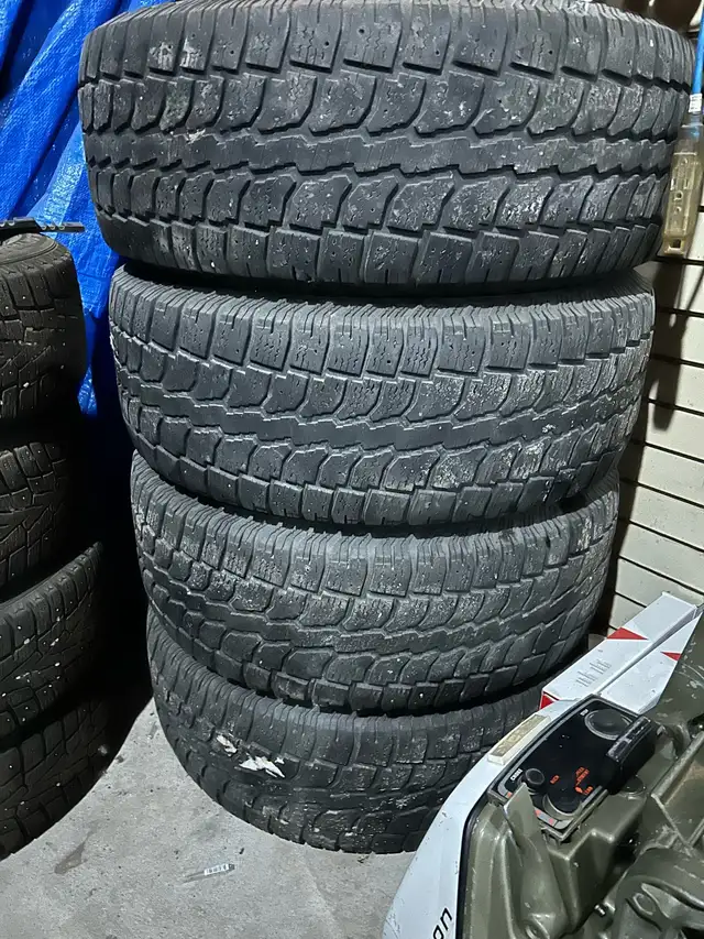 265/70/17 Wintercat winter tires f150 rims in Tires & Rims in Quesnel - Image 2