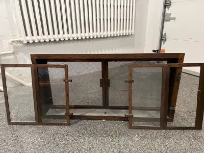 Portes et vitres de foyer au bois à donner, View more