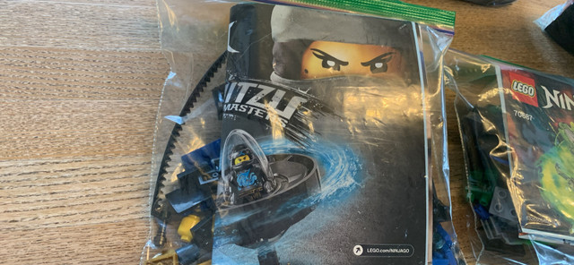 Lot de toupies Ninjago  dans Jouets et jeux  à Granby - Image 2