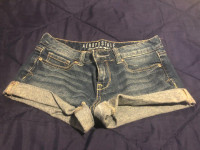 Girl's 'Aéropostale' Denim Shorts (Small-Size 2)