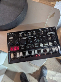 Korg Volca Kick 