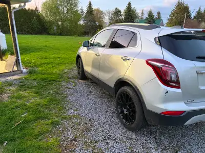 One owner 2019 Buick encore preferred all-wheel-drive fully loaded except for leather power windows...