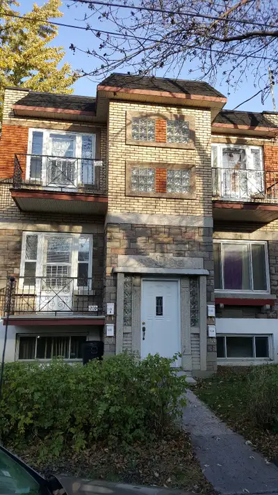 3 1/2-Apartment-Near Angrinnon-Metro