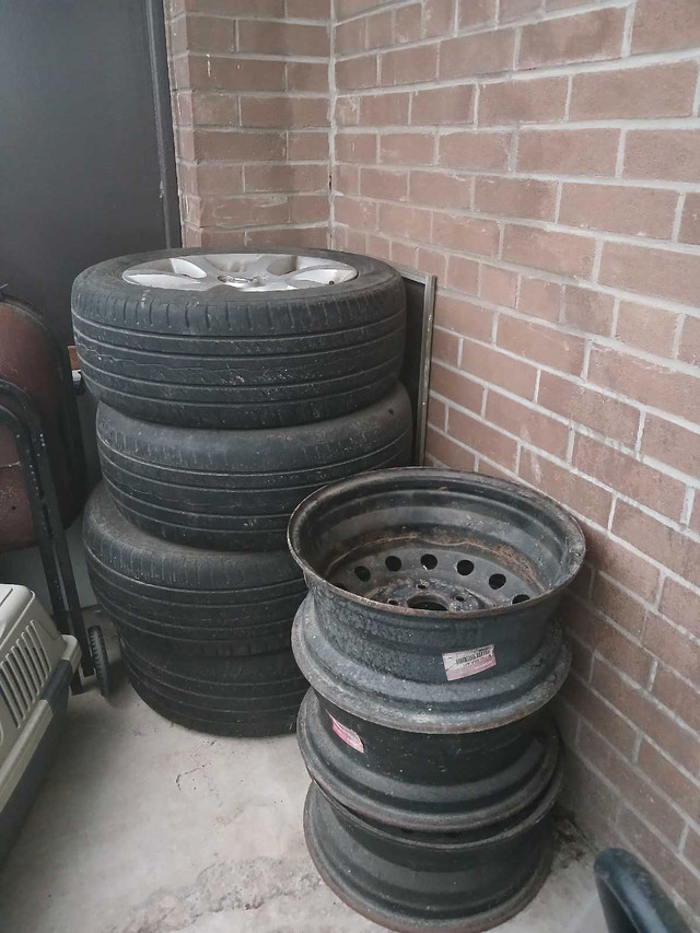 Nissan Altima 2008 & Hyundai Elantra 2014 Rims in Tires & Rims in Mississauga / Peel Region - Image 2