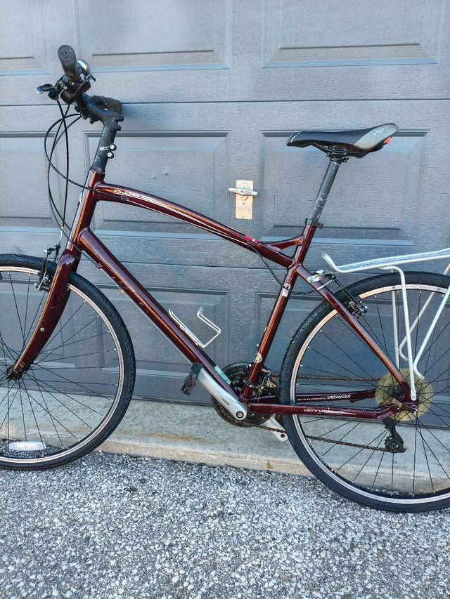 specialized Globe hybrid bike  in Cruiser, Commuter & Hybrid in City of Toronto - Image 2