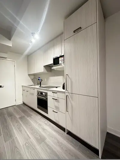 Hi everyone , I'm renting out a full apartment unit: Price: $2600 2 bedrooms 2 bathrooms In-unit lau...