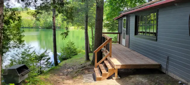 Lake Front Cottage on Mississagagon Lake near Bon Echo  Park in Ontario in Canada - Image 6