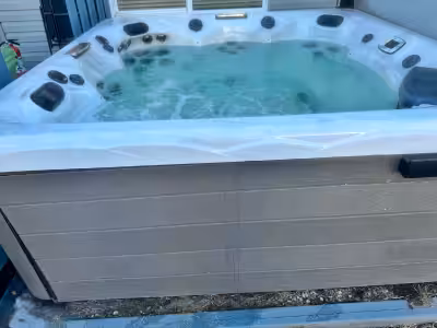 Moving and can't take new hottub