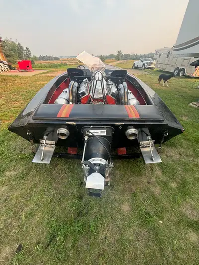Brand new 454 motor and new axles on homebuilt trailer.