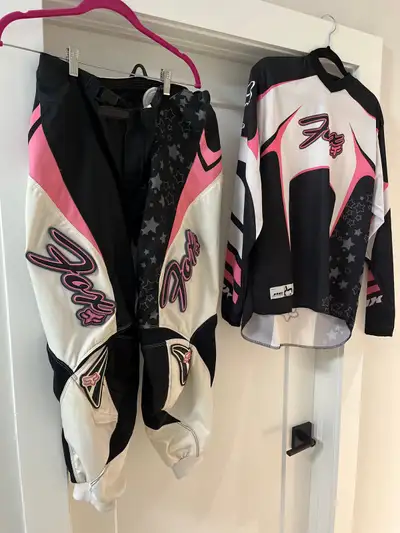 Girls Fox Motocross Good condition. This outfit was used more for show…. No go.(not raced) Top is si...