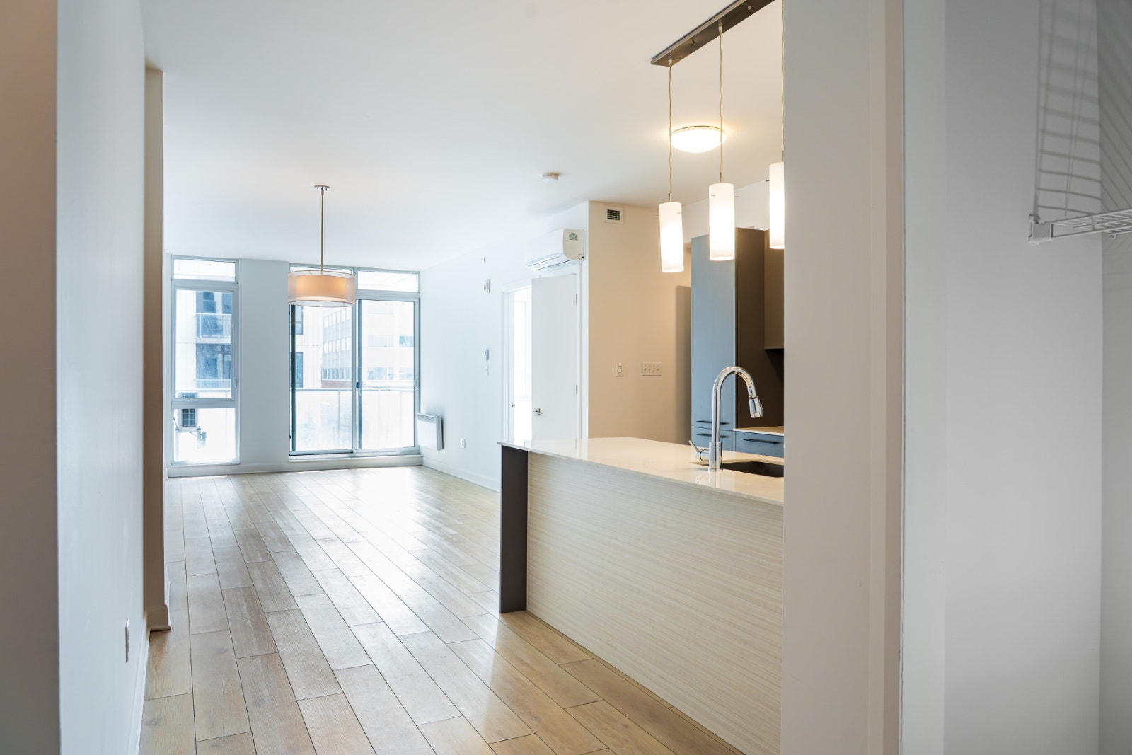 2990 Boulevard Saint-Martin Ouest — photo 2