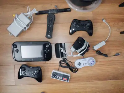 Accessoire de Wii U + Sega genessis mini (manette, cable, etc), View more