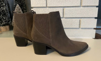 Tan/Taupe  SUEDE ANKLE BOOTIES (NWOB), Size 7 1/2