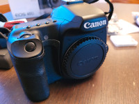 Canon EOS D40 DSLR Camera