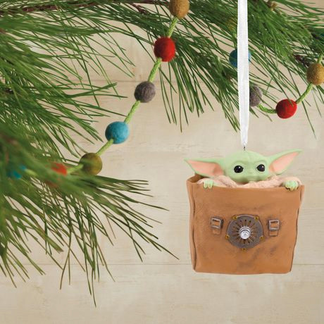 STAR WARS:  THE MANDALORIAN  THE CHILD  BABY YODA GROGU ORNAMENT in Toys & Games in Thunder Bay