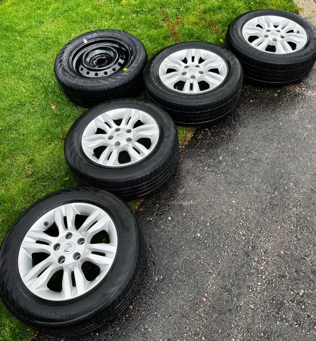 Set of 4  x 215/60 R  16 95T  Nissan Altima tires on rims in Tires & Rims in Cambridge - Image 7