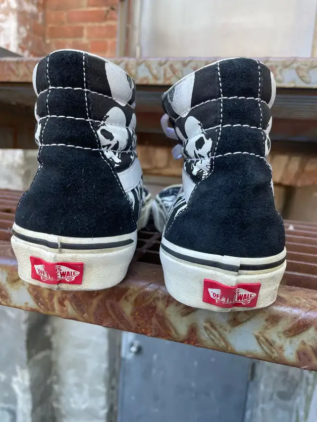 Vans Sk8-Hi Men’s size 8 in Men's Shoes in Kitchener / Waterloo - Image 5