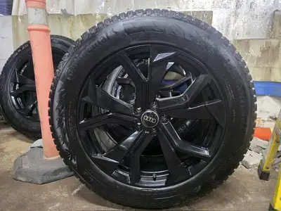 Selling a complete winter tire and rim package for an Audi Q8. Used only 2 seasons and in excellent...