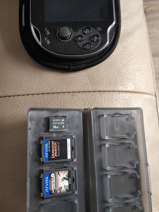 PS Vita with 2 games Sony PSP & Vita Gatineau Kijiji