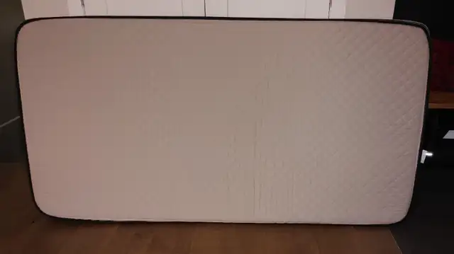 Lit de bébé convertible 3 en 1 / en bois in Beds & Mattresses in Sherbrooke - Image 4