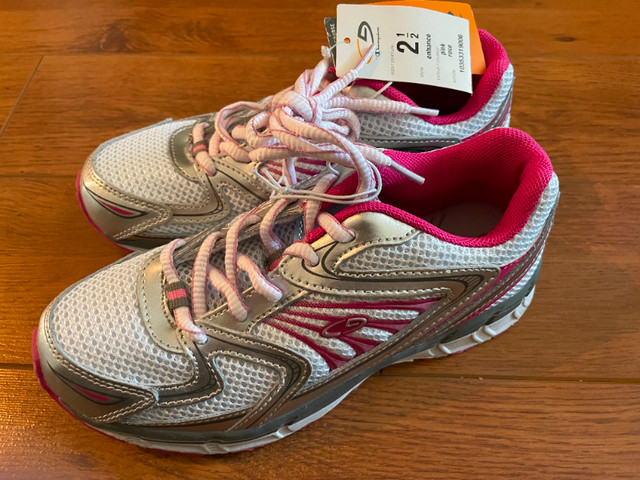 Girls size 2 champion running shoes in Kids & Youth in Guelph