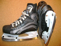 Ice Skates Size 2 for shoe size 3-3.5