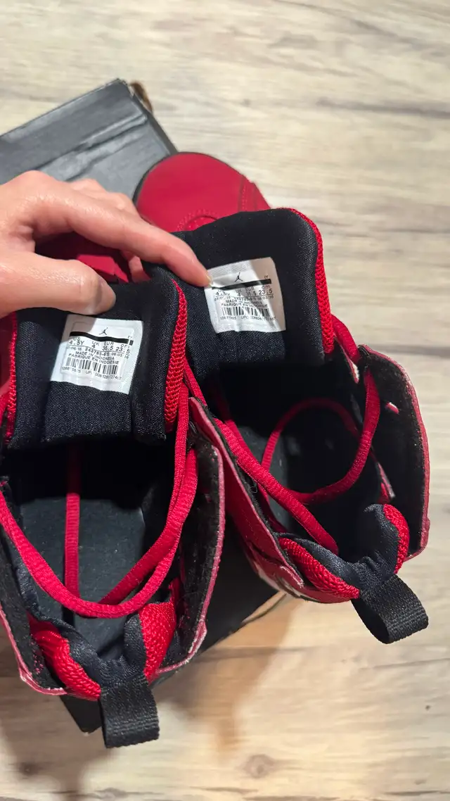 Air Jordan True Flight Red Basketball Shoes in Women's - Shoes in Kitchener / Waterloo - Image 5