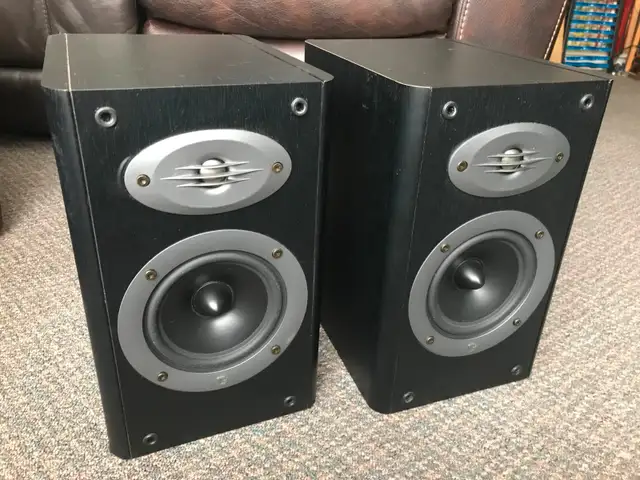 Celestion F15 Bookshelf Speakers in Speakers in Ottawa - Image 3