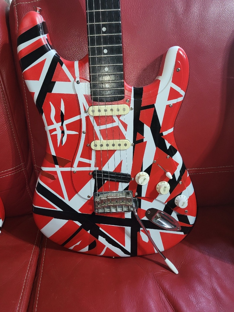Eddie Van Halen Style Electric Guitar Guitars Ottawa Kijiji