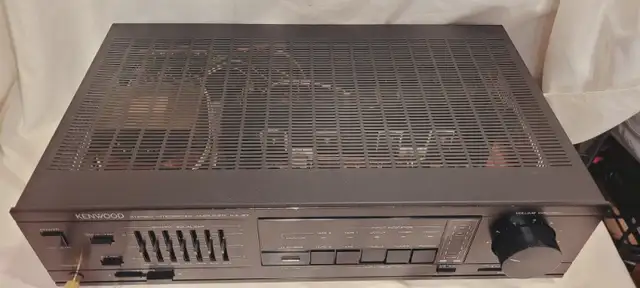 KENWOOD KA-87 INTEGRATED STEREO AMPLIFIER in Stereo Systems & Home Theatre in Mississauga / Peel Region - Image 6