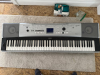 Yamaha DGX-535 digital piano 