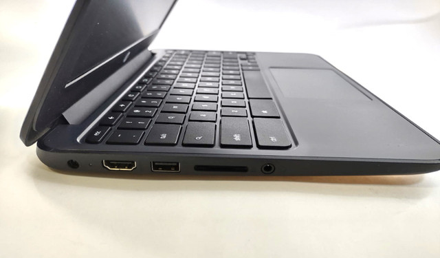 HP laptop Chromebook 11 G5 N3060 1.60GHz 4GB 16GB SSD 11.6 WEBCA in Laptops in Kitchener / Waterloo - Image 2