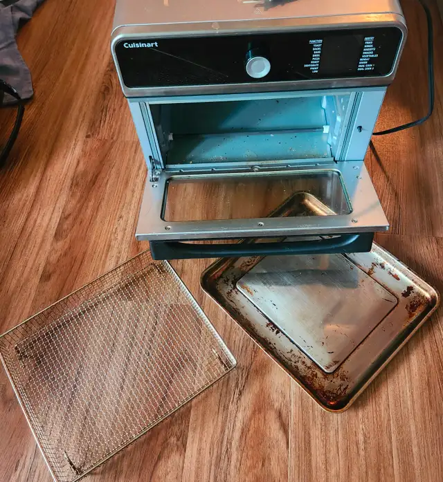 Toaster Oven (Cuisinart) in Toasters & Toaster Ovens in Vancouver - Image 3