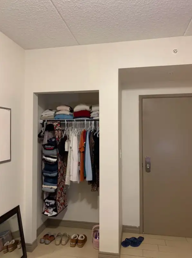 ROOM FOR RENT (SPRING SUBLET) ALL GIRLS - WATERLOO Private Room in Room Rentals & Roommates in Kitchener / Waterloo - Image 3