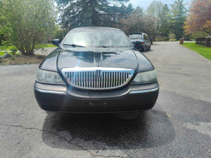 2008 Lincoln Town Car