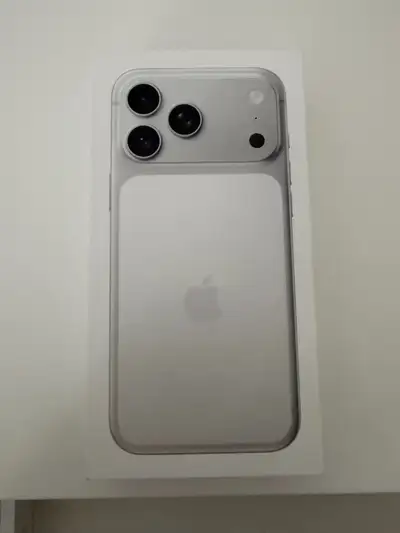 iPhone 17 Pro Max 256 GB Silver, View more