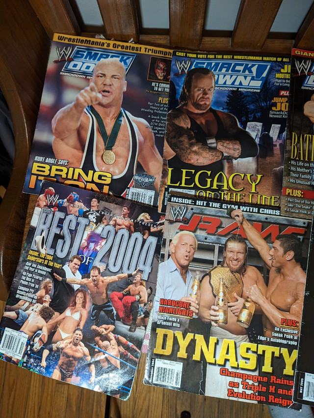WWE magazines 2002-3 + raw trading cards - all for $60 in Arts & Collectibles in City of Toronto - Image 3
