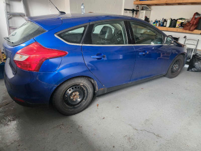 2014 Ford Focus Titanium Package Fully Loaded
