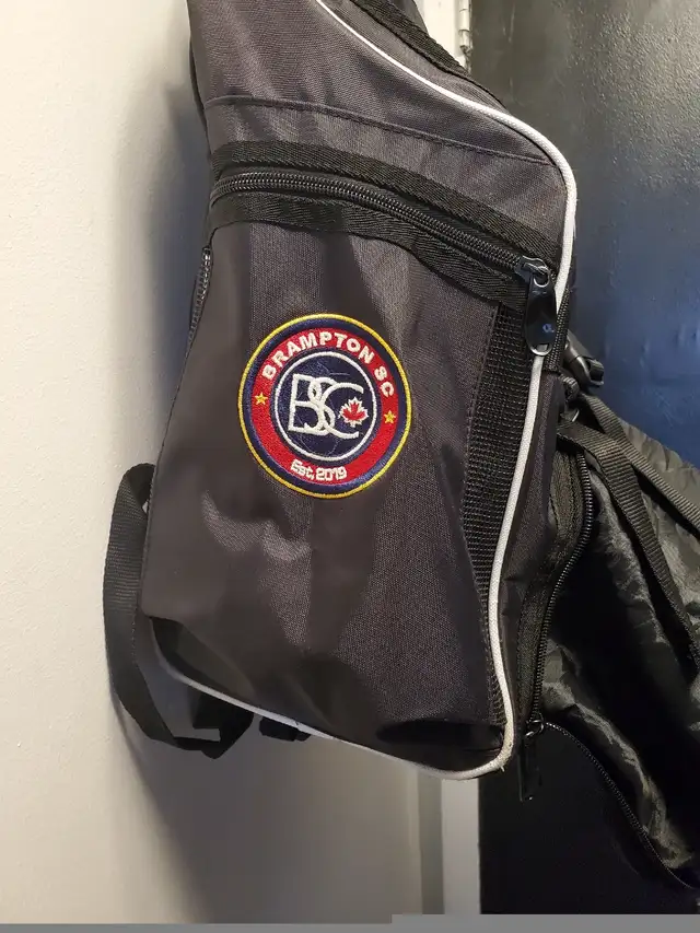 Diadora Thermos  in Other in Mississauga / Peel Region - Image 4