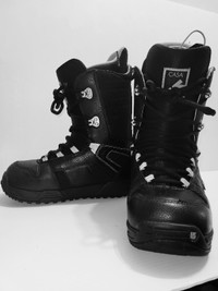 Burton CASA  Women's Snowboard Boots Size 7 US  / EUR 38