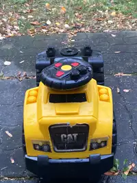 Kids Mega Block Cat Truck Ride -On  In Excellent Condition!