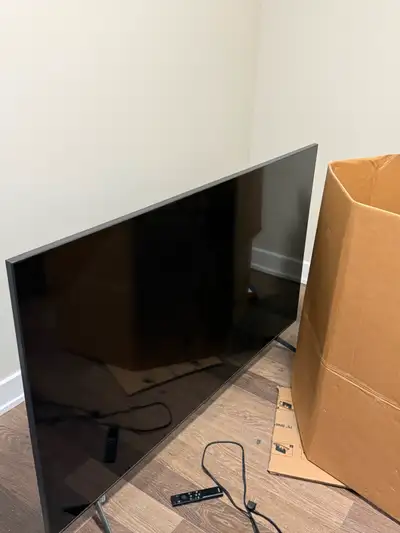 Samsung 65" UCU7000 TV (2024), View more