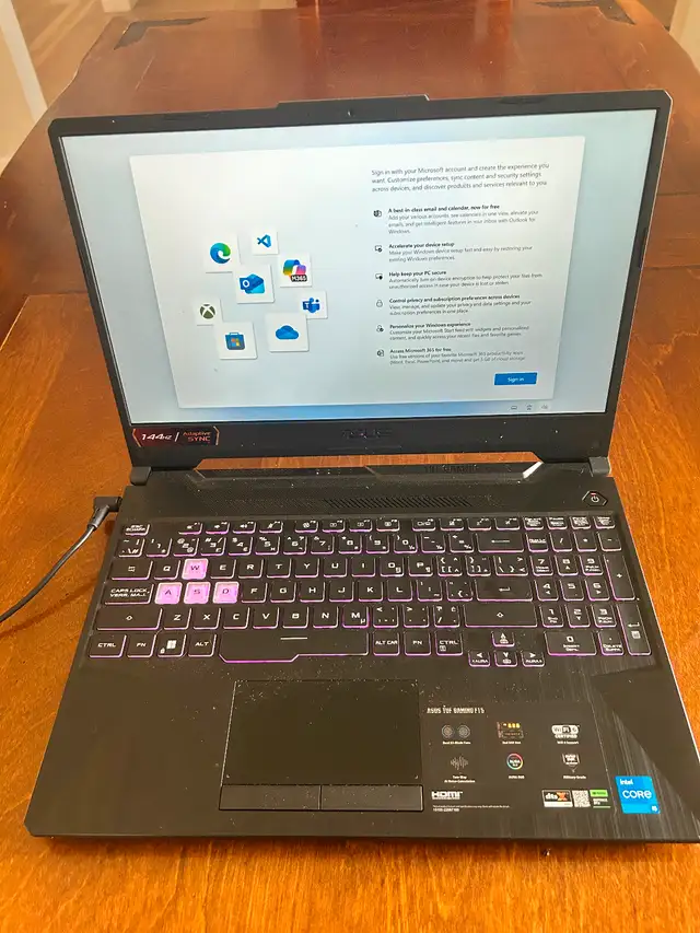 2021 ASUS gaming laptop 15.6” in Laptops in Napanee - Image 2
