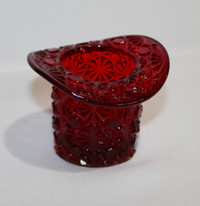 Fenton Daisy and Button Top Hat in Ruby Red
