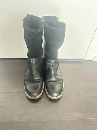 Roots Boots, View more