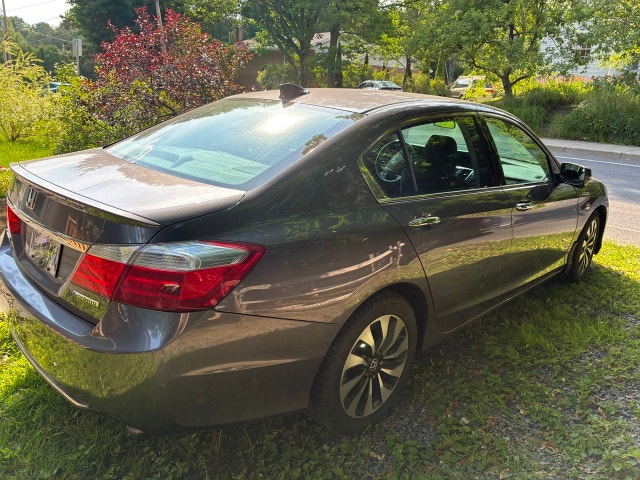 Honda accord hybride 2015 — photo 2
